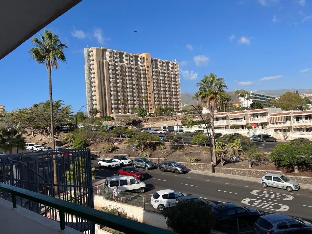 Appartement Comodoro Cristianos Beach Vivienda Vacacional à Los Cristianos  Extérieur photo